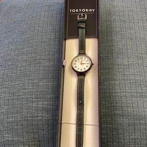 TOKYObay Women’s almost new Iro watch